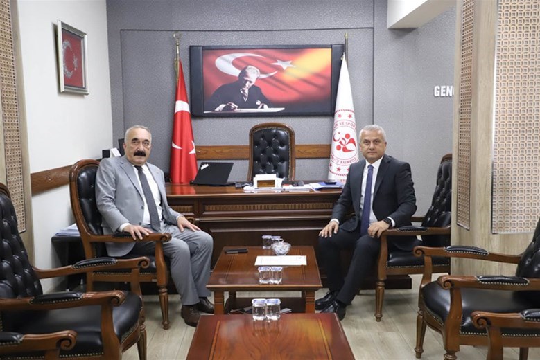Karabük İl Nüfus ve Vatandaşlık Müdürü Mesut Karagözoğlu’ndan İl Müdürümüze Ziyaret